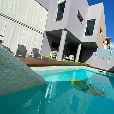 Villa Almendros *